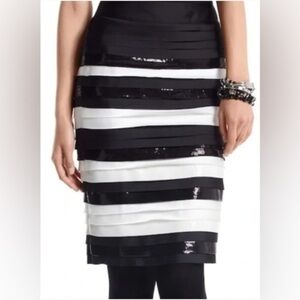 WHBM Black & White Satin Sequin Pencil Skirt Women’s Size 00